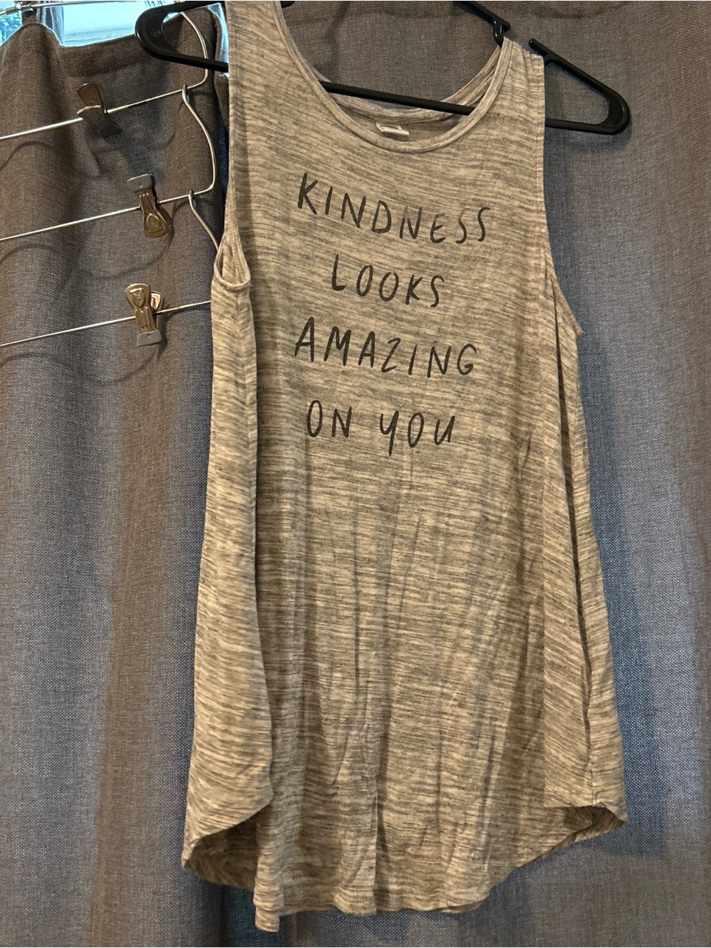 Old Navy Gray Graphic Tank Top - 'Kindness Looks Amazing On You'